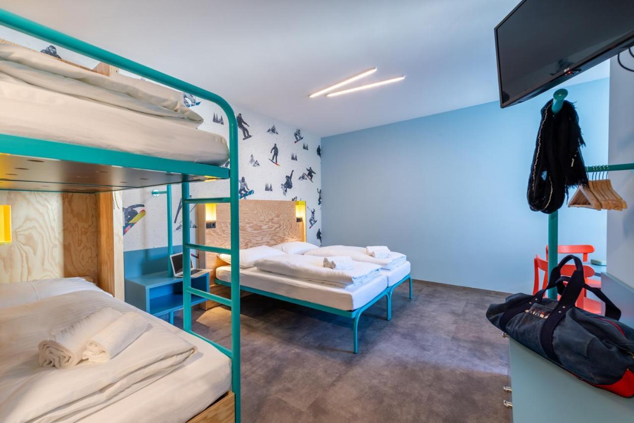Meininger Hotel Innsbruck Zentrum Bagian luar foto