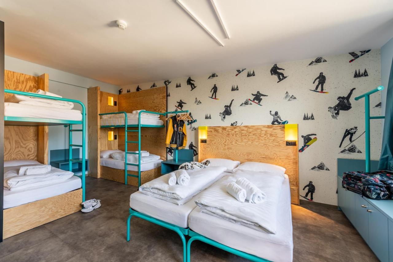Meininger Hotel Innsbruck Zentrum Bagian luar foto