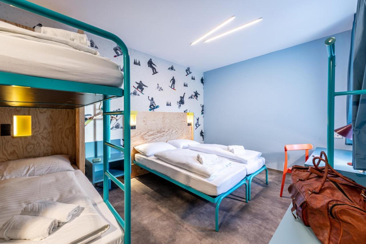 Meininger Hotel Innsbruck Zentrum Bagian luar foto