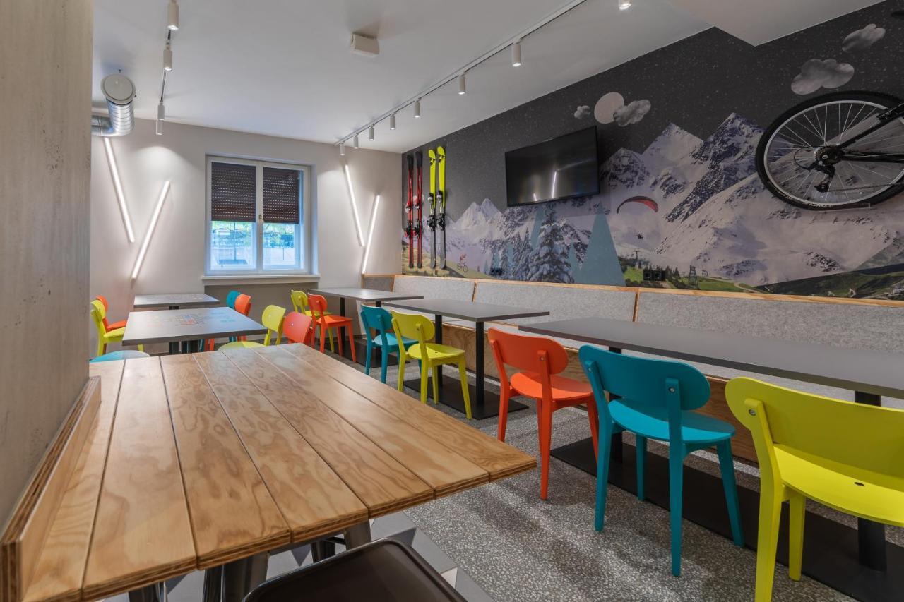 Meininger Hotel Innsbruck Zentrum Bagian luar foto
